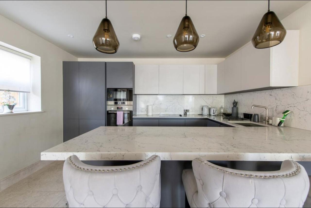 Apartment 2bd, 2ba Urban Oasis Chcl F4 Chigwell
